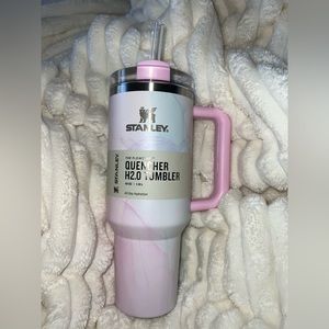 Stanley 40 oz WATERCOLOR TULLE PINK Stainless Steel H2.0 Flowstate Tumbler Cup